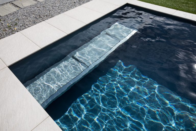 Frings_Poolbau_warendorf_Sitzbank