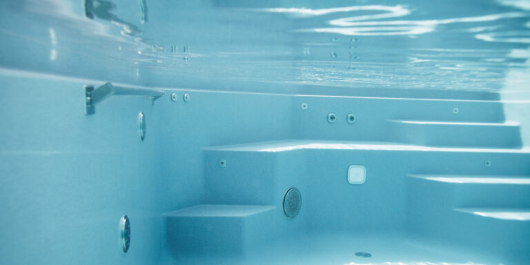 Poolbau_frings_Blog_Unterwasserbank